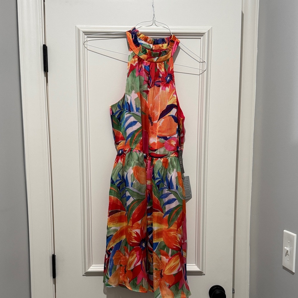 Vince Camuto women’s floral dress